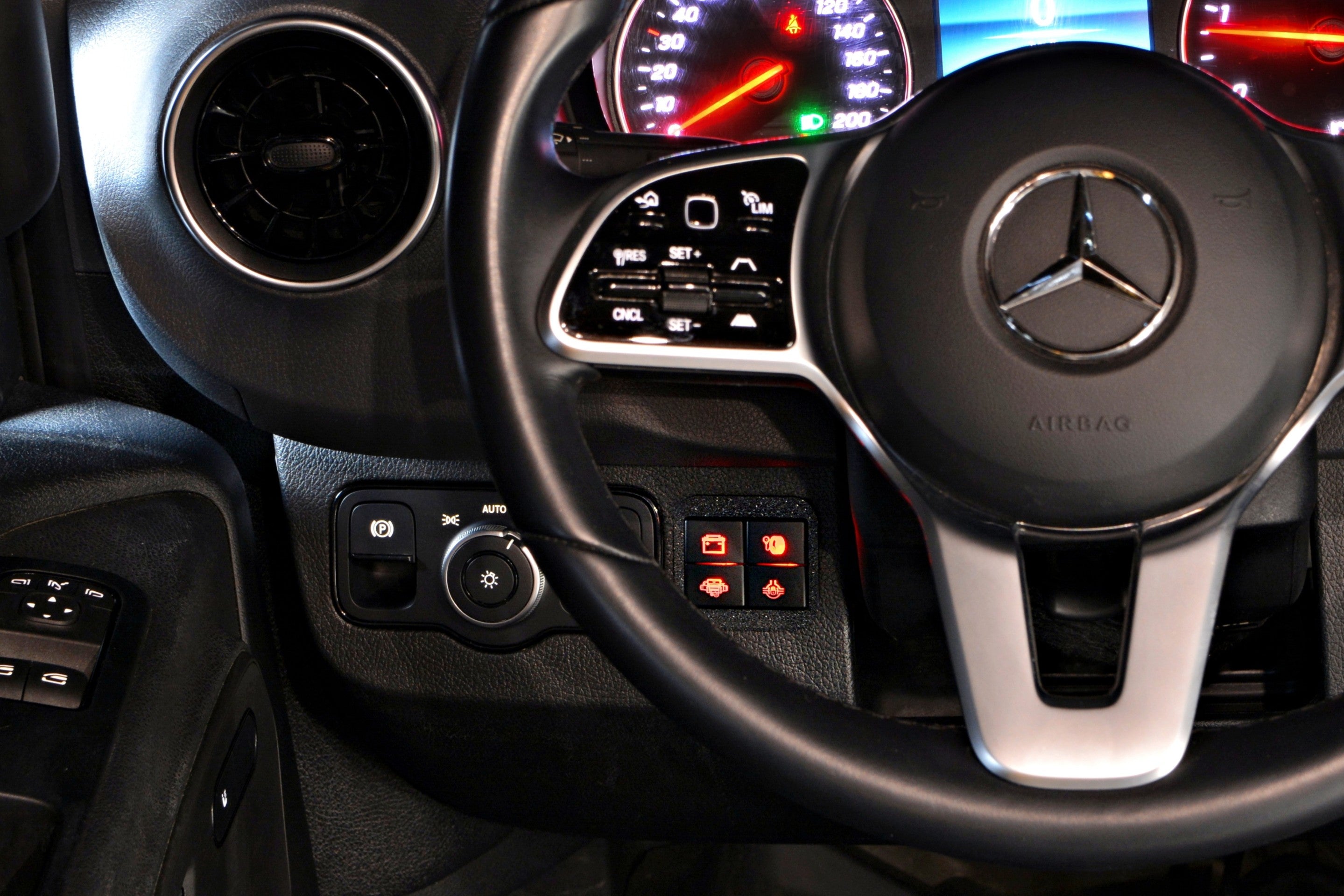 Mercedes-Benz Sprinter 907/VS30 Left side 4-Switch Dash Panel